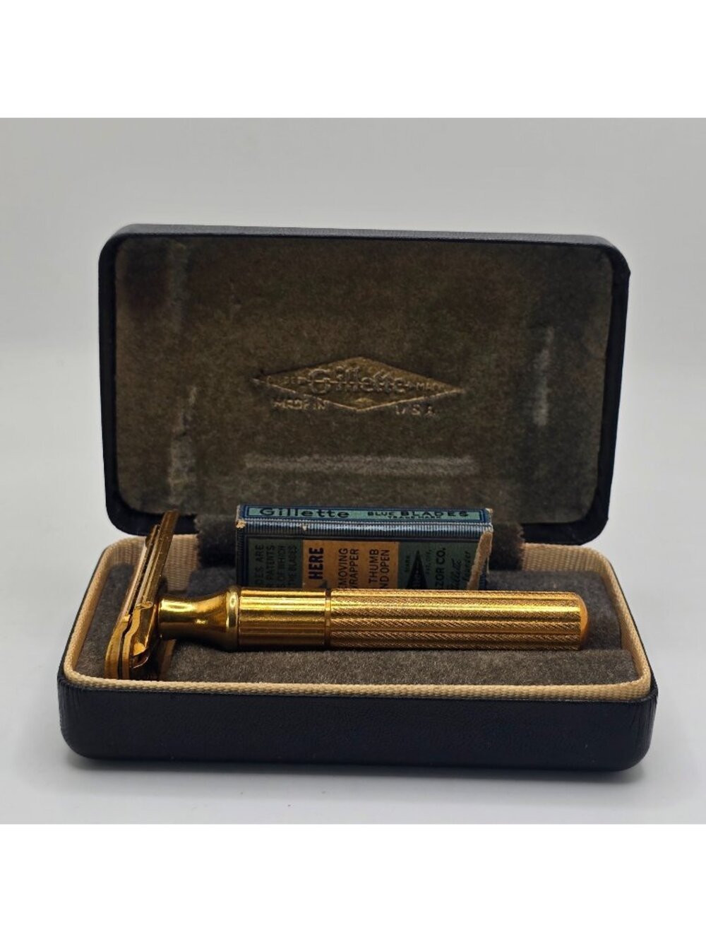 Vintage Gillette Razor Gold Tech Fat Handle Original Case & Blades 1940s - 1950s